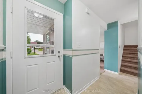 1286 Pinehurst Avenue Oshawa ON L1H 8G5