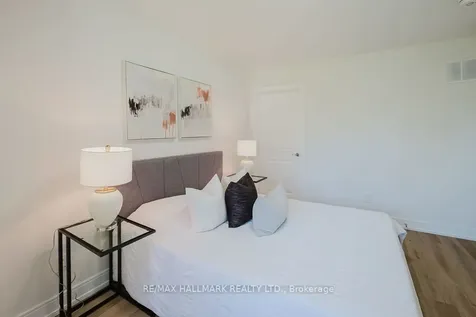 53 Fraserton Crescent Toronto ON M1J 1S9