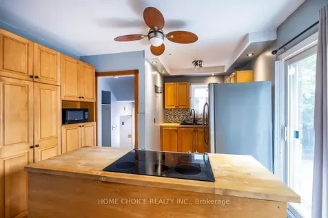 30 Grenfell Street Oshawa ON L1J 4V8
