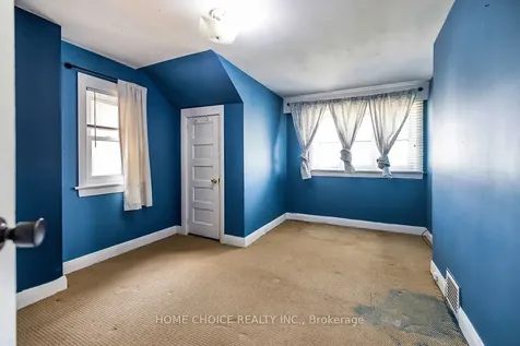 30 Grenfell Street Oshawa ON L1J 4V8