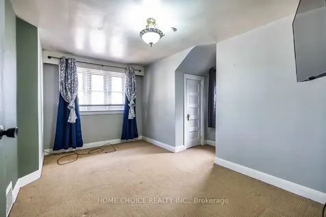 30 Grenfell Street Oshawa ON L1J 4V8
