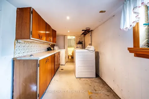 30 Grenfell Street Oshawa ON L1J 4V8