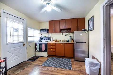 30 Grenfell Street Oshawa ON L1J 4V8
