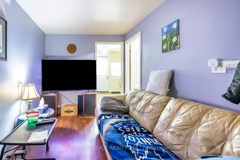 30 Grenfell Street Oshawa ON L1J 4V8