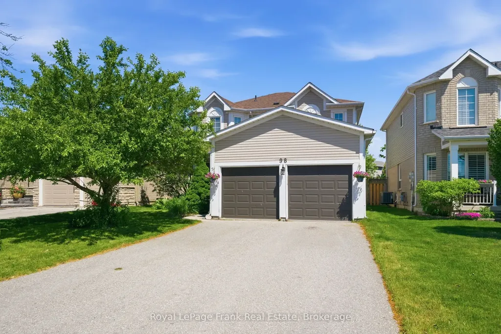 98 Rustwood Street Clarington ON L1C 5E5