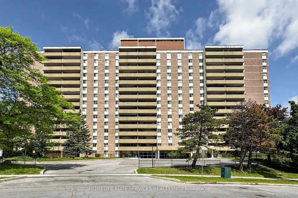 120 Dundalk Drive Toronto ON M1P 4V9