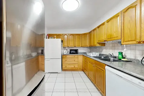 120 Dundalk Drive Toronto ON M1P 4V9