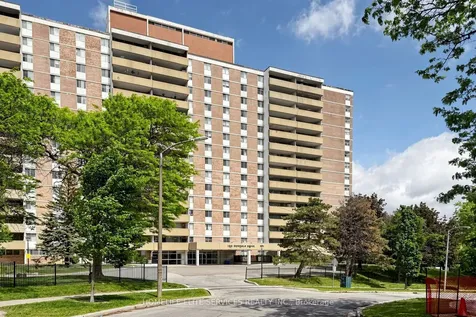 120 Dundalk Drive Toronto ON M1P 4V9