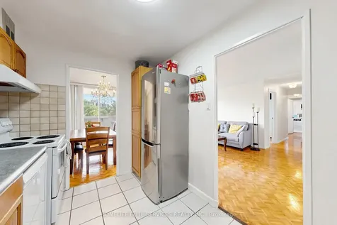 120 Dundalk Drive Toronto ON M1P 4V9