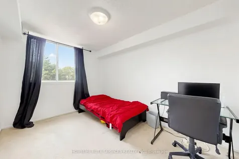 120 Dundalk Drive Toronto ON M1P 4V9