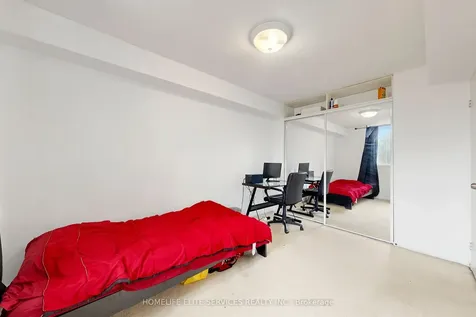 120 Dundalk Drive Toronto ON M1P 4V9