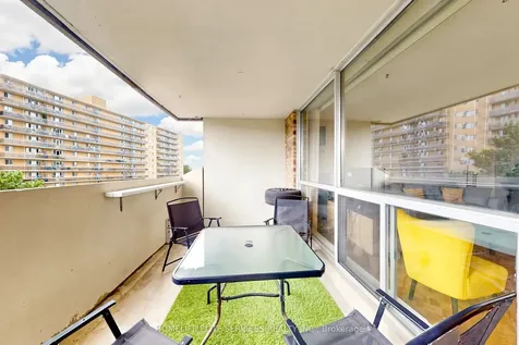 120 Dundalk Drive Toronto ON M1P 4V9