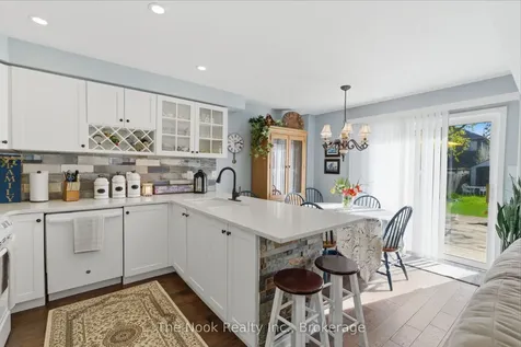 70 Beacham Crescent Clarington ON L1B 1N1