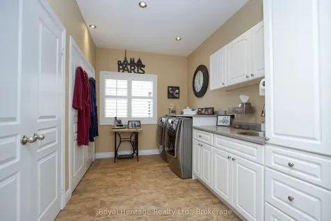 36 Earl Cuddie Boulevard Scugog ON L9L 1T4