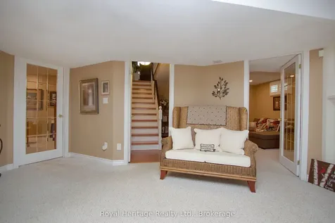 36 Earl Cuddie Boulevard Scugog ON L9L 1T4