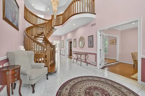 15 Clydebank Boulevard Toronto ON M1T 3B4