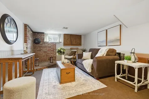114 Mclaughlin Boulevard Oshawa ON L1G 2P3