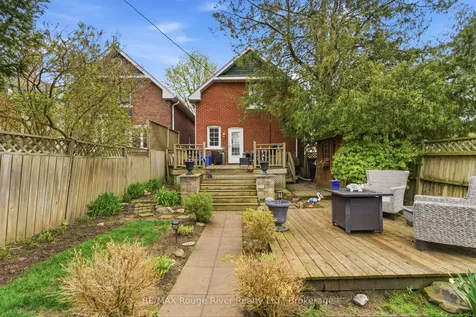 114 Mclaughlin Boulevard Oshawa ON L1G 2P3
