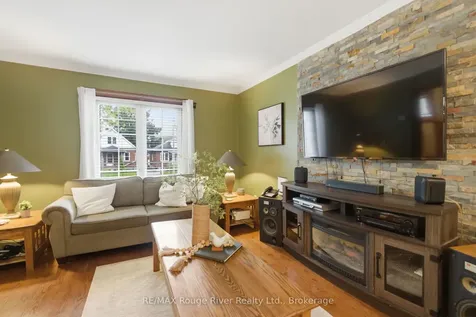 114 Mclaughlin Boulevard Oshawa ON L1G 2P3