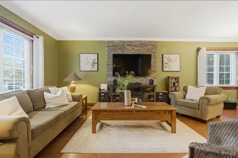 114 Mclaughlin Boulevard Oshawa ON L1G 2P3