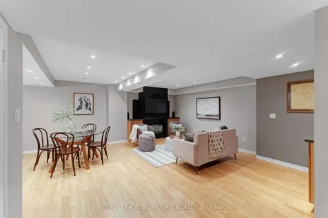 91 Harrongate Place Whitby ON L1R 3E5