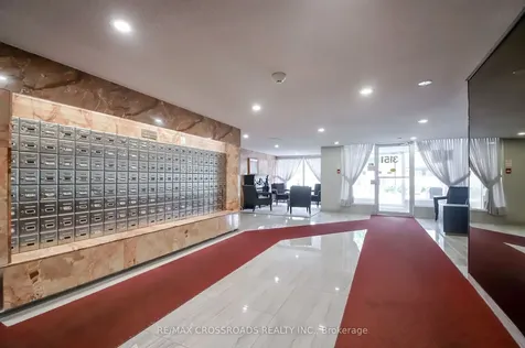 3151 Bridletowne Circle Toronto ON M1W 2T1