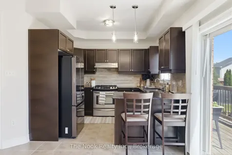 385 Longworth Avenue Clarington ON L1C 0E2