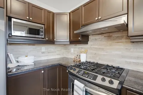385 Longworth Avenue Clarington ON L1C 0E2