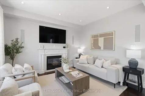 385 Longworth Avenue Clarington ON L1C 0E2