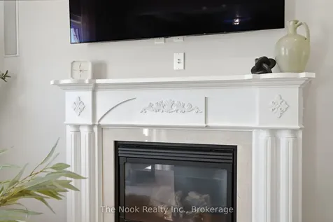 385 Longworth Avenue Clarington ON L1C 0E2