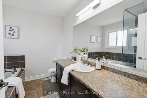385 Longworth Avenue Clarington ON L1C 0E2