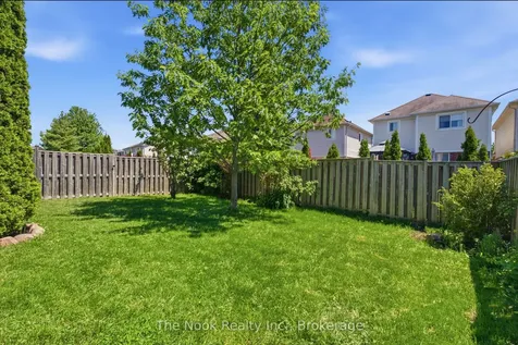 385 Longworth Avenue Clarington ON L1C 0E2