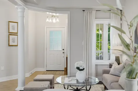 385 Longworth Avenue Clarington ON L1C 0E2