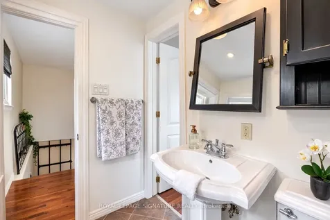 105 Catalina Drive Toronto ON M1M 1K7