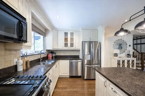 105 Catalina Drive Toronto ON M1M 1K7