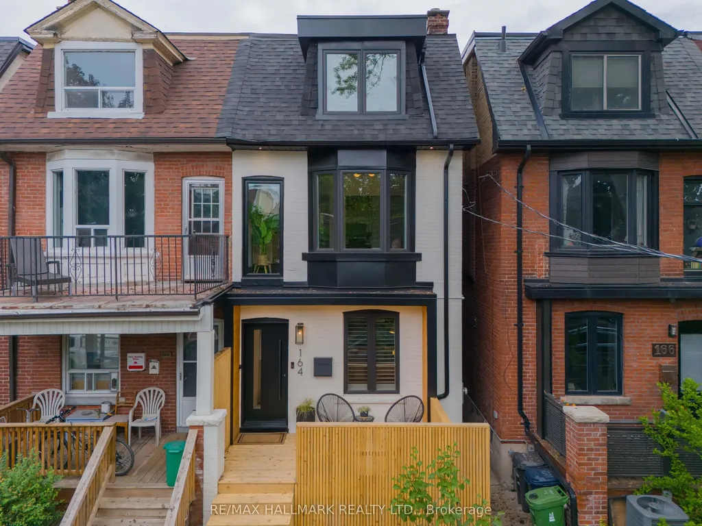 164 Langley Avenue Toronto ON M4K 1B7