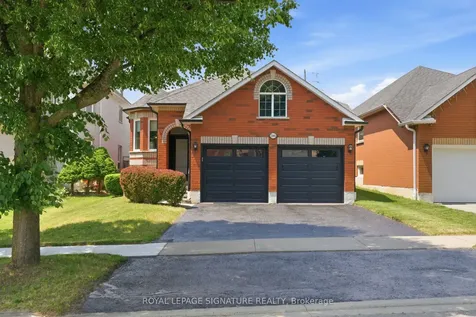 1165 Windgrove Square Pickering ON L1X 2S6