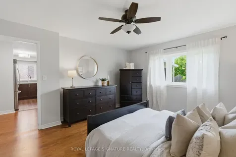 1165 Windgrove Square Pickering ON L1X 2S6