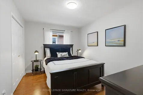 1165 Windgrove Square Pickering ON L1X 2S6