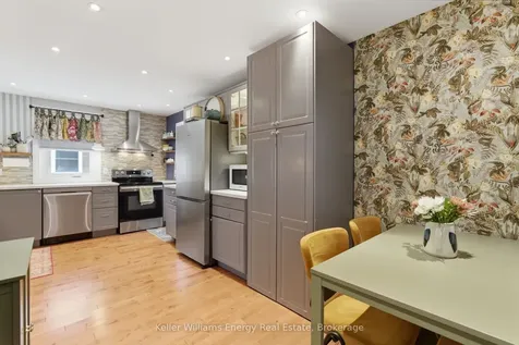 306 Courcellette Avenue Oshawa ON L1H 2E5