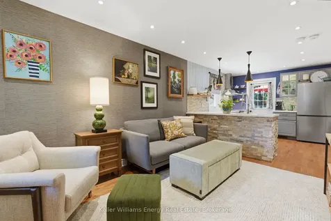 306 Courcellette Avenue Oshawa ON L1H 2E5