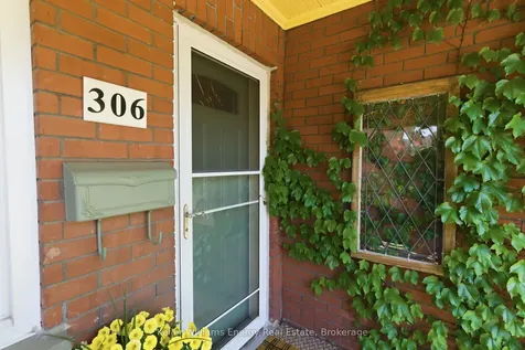 306 Courcellette Avenue Oshawa ON L1H 2E5