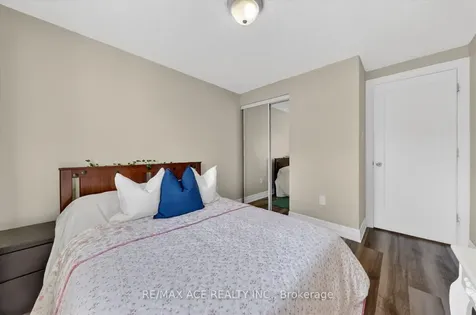 23 Chalmers Crescent Ajax ON L1S 5Z5