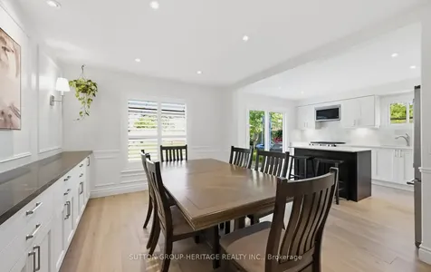 680 Eramosa Crescent Pickering ON L1V 5N4