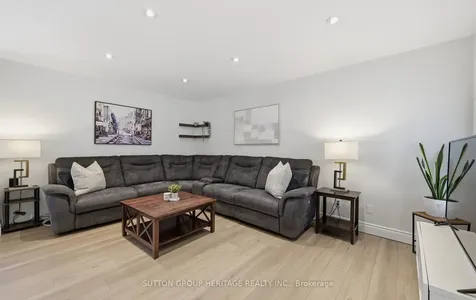 680 Eramosa Crescent Pickering ON L1V 5N4