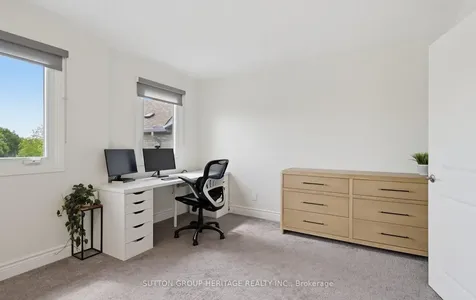 680 Eramosa Crescent Pickering ON L1V 5N4