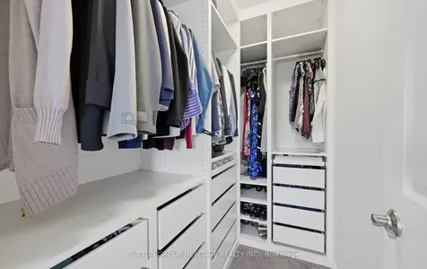 680 Eramosa Crescent Pickering ON L1V 5N4