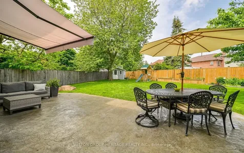 680 Eramosa Crescent Pickering ON L1V 5N4