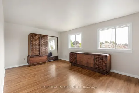 34 Carter Crescent Whitby ON L1N 6C4