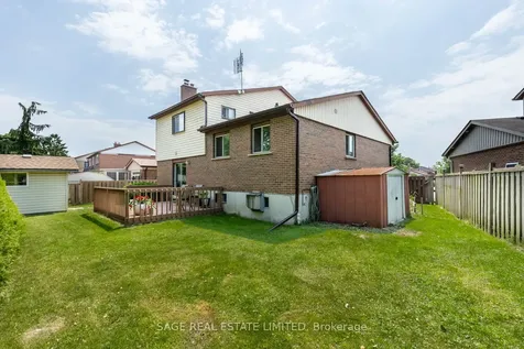 34 Carter Crescent Whitby ON L1N 6C4